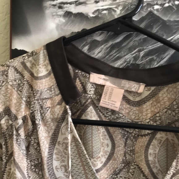 Dress - Picture 5 of 9